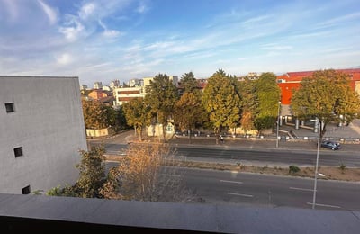 Location d’un appartement chaleureux de 2 pièces, 55 m², Faleza Nord, Constanța, Roumanie